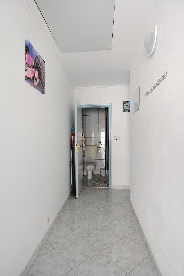 Apartments Rejo Donji Okrug  Exterior photo